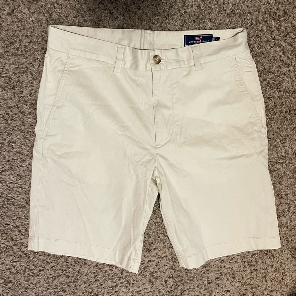Vineyard Vines Breaker Shorts Mens 30x9 Chino Flat Front Beige Tan EUC